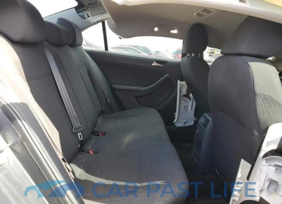 3VW167AJ2GM336787# 10