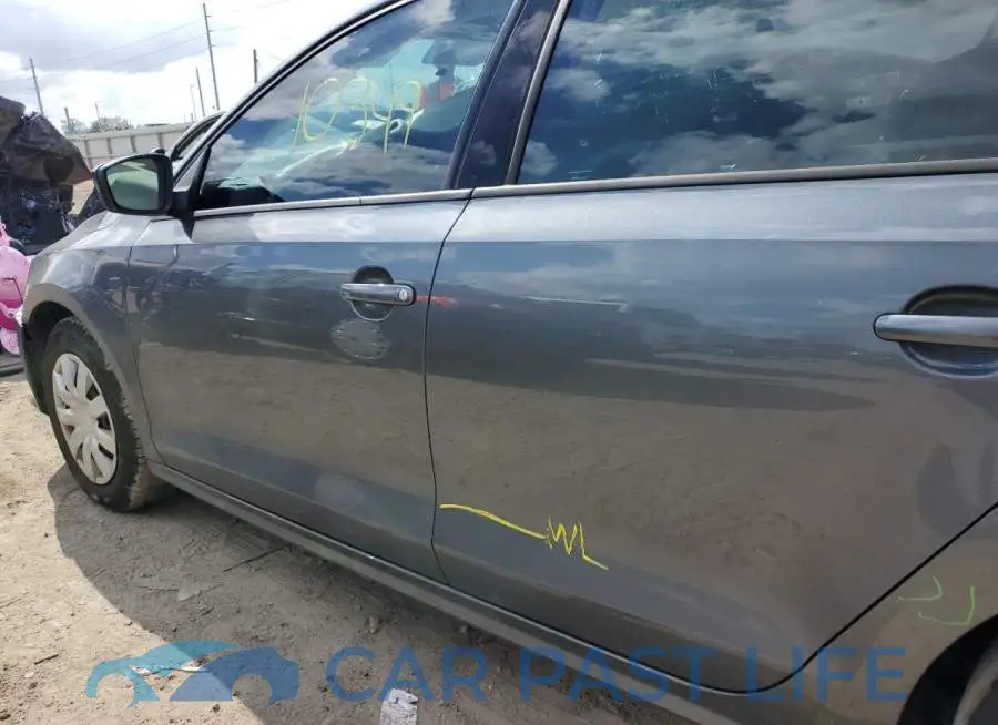 3VW167AJ2GM336787# 12