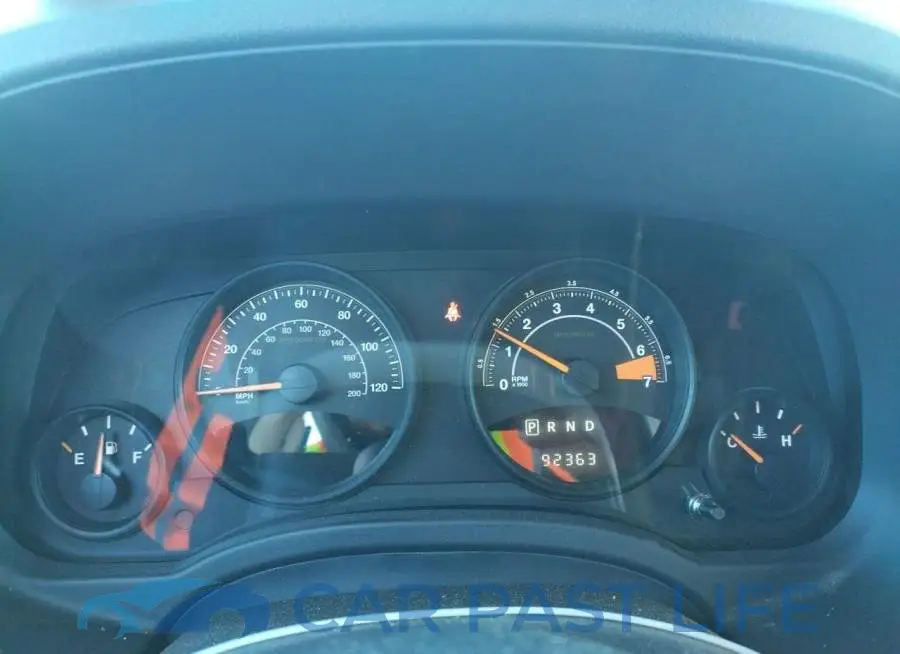 1C4NJRFB9HD175464# 9
