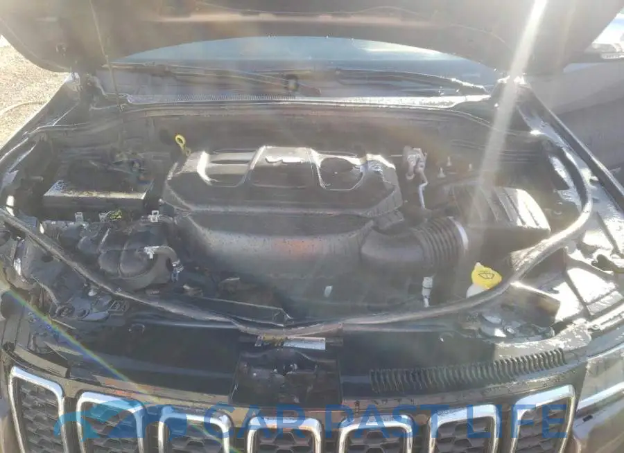 1C4RJFBG3JC478138# 7
