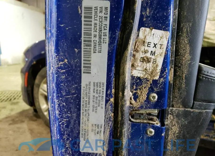 2C3CDXBG8MH597778# 12
