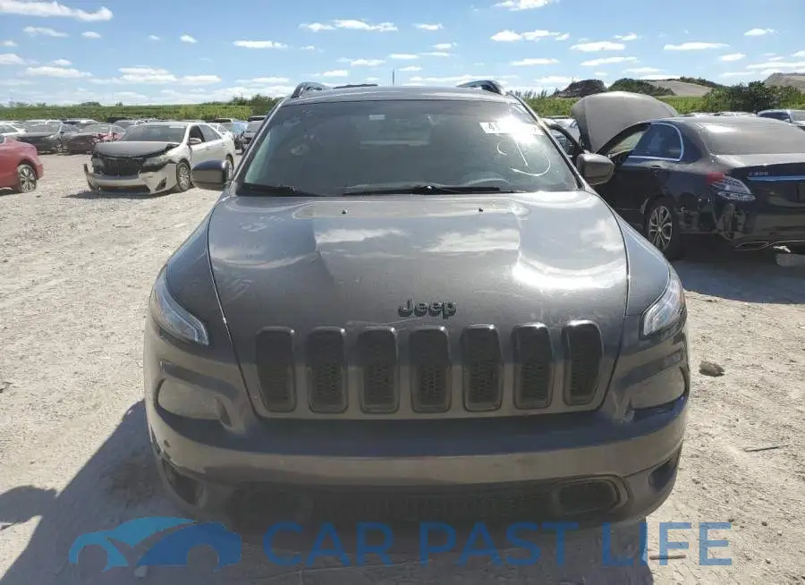 1C4PJLCB6FW722332# 5