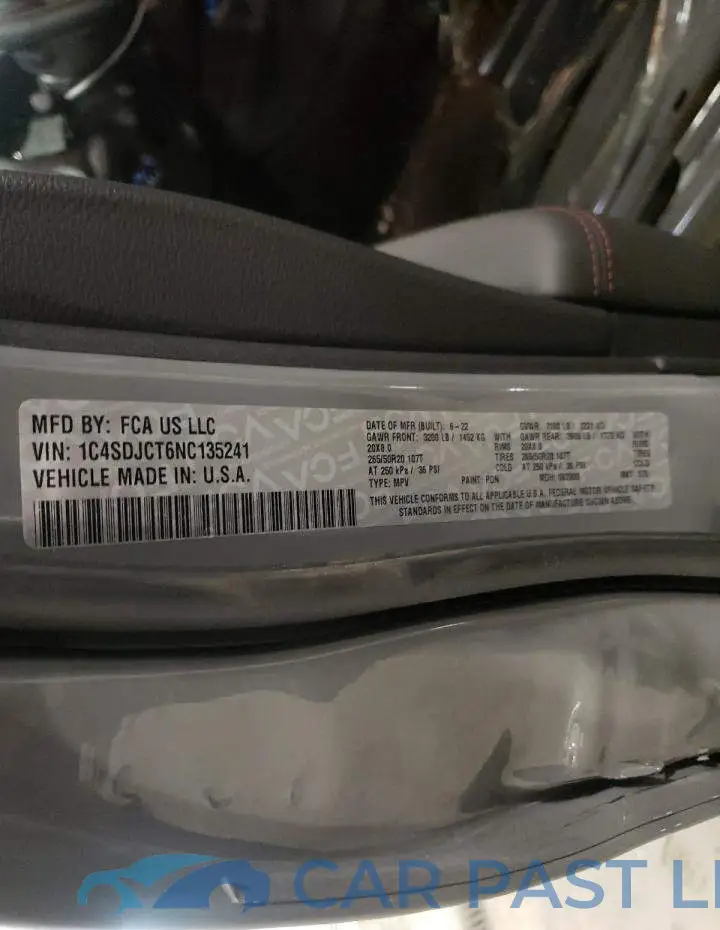 1C4SDJCT6NC135241# 13