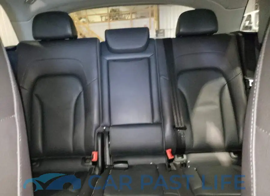 WA1C2AFP1GA132295# 10
