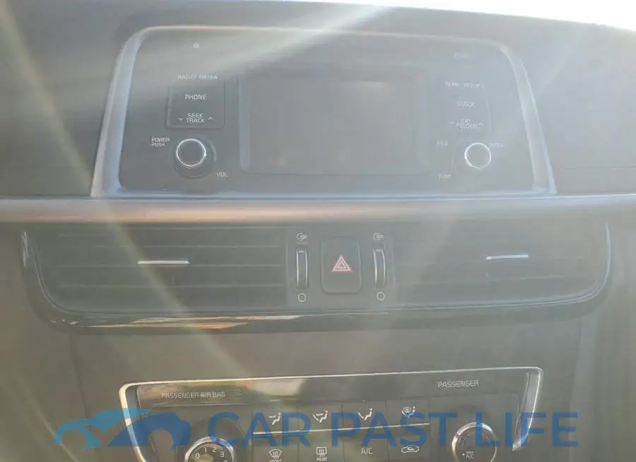 5XXGT4L37HG161295# 9