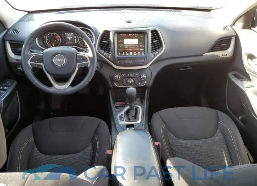 1C4PJLCS7GW302256# 8