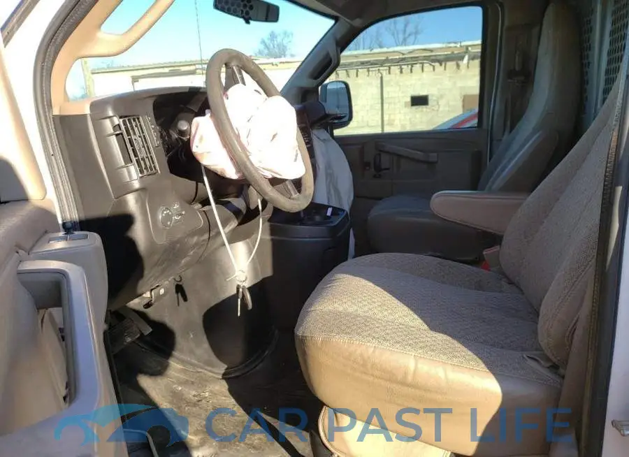 1GCWGAFF6G1145037# 7