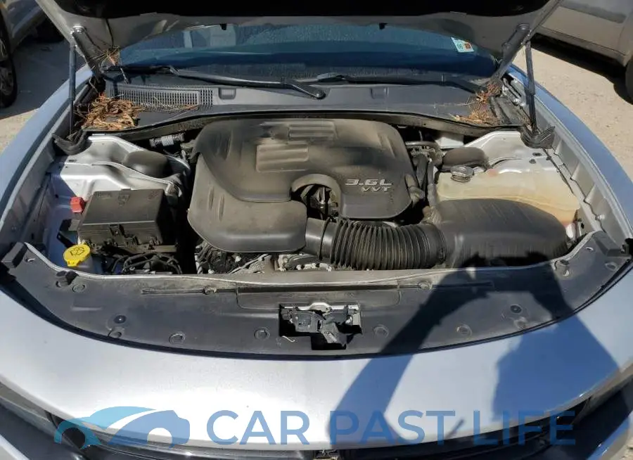 2C3CDXBGXKH700549# 11