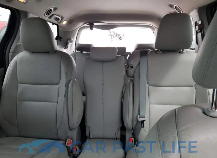 5TDYK3DC1FS547271# 10