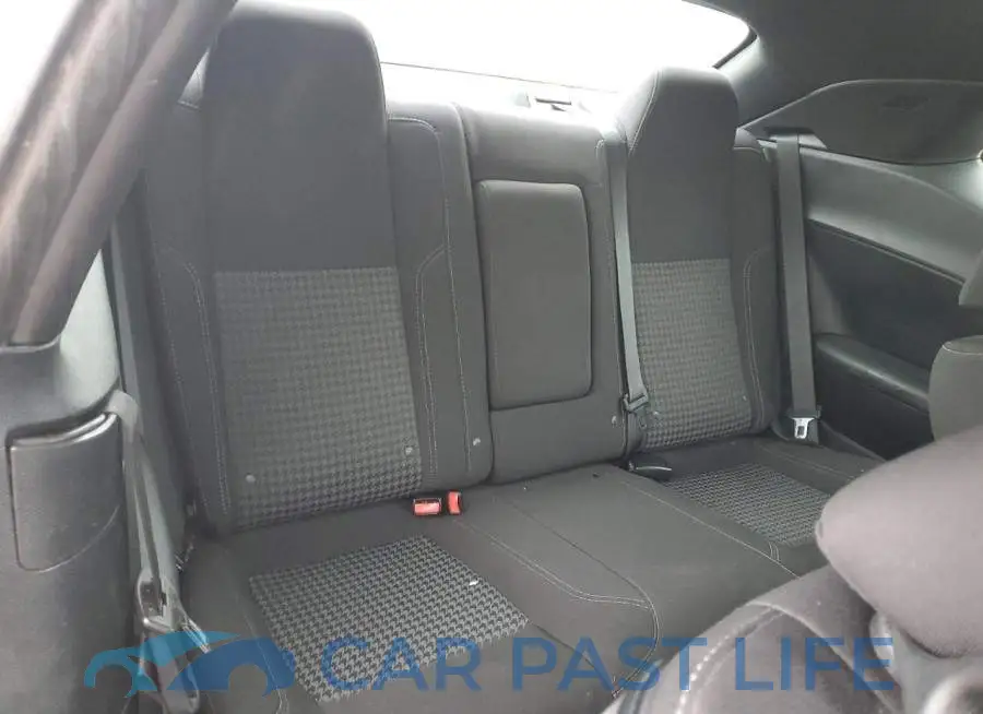 2C3CDZAG3FH757744# 10