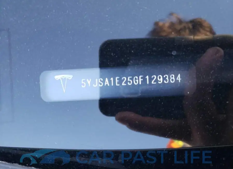 5YJSA1E25GF129384# 12