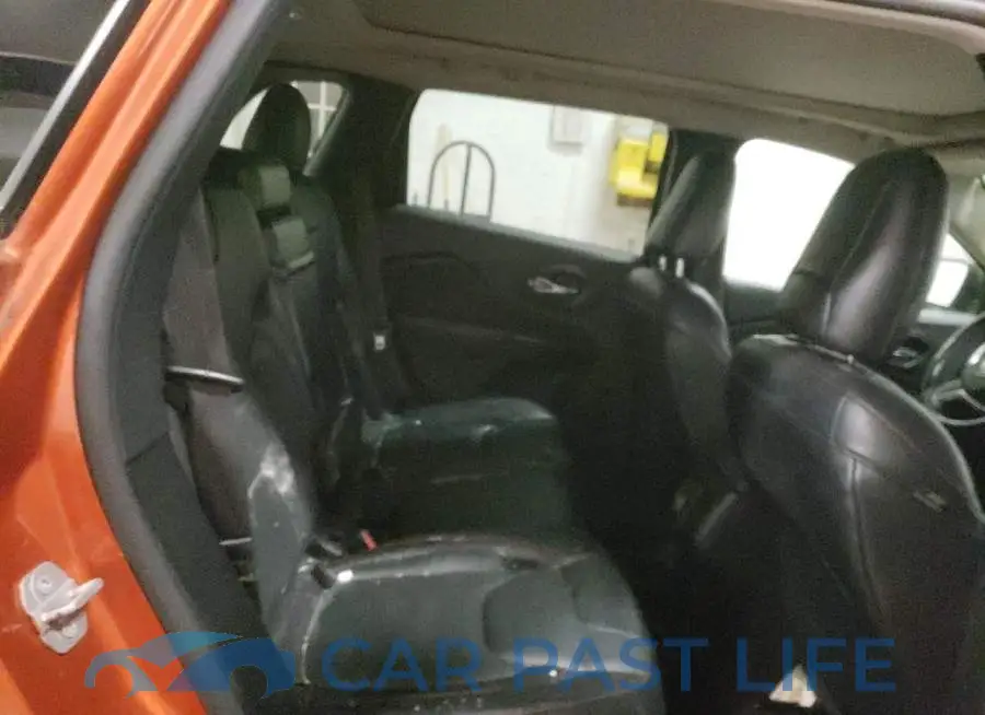 1C4PJMBS8FW510037# 11