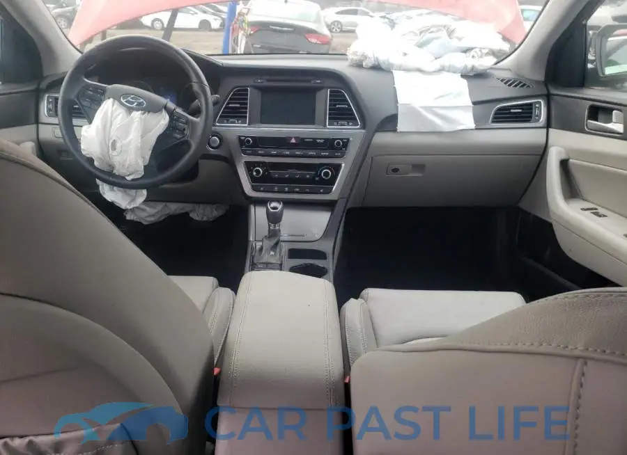 5NPE34AF8HH560774# 8
