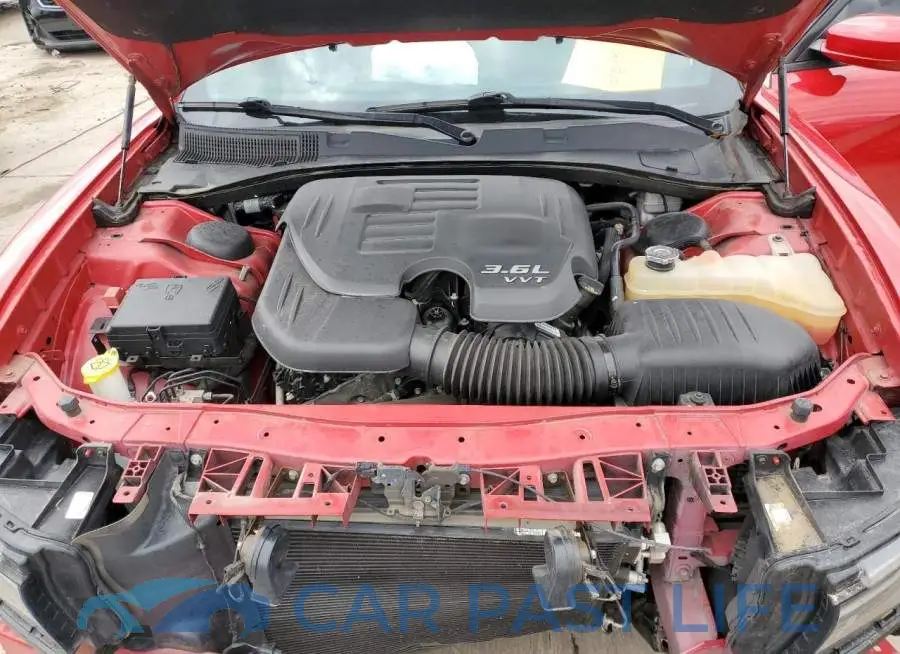 2C3CDXBG5FH925726# 11