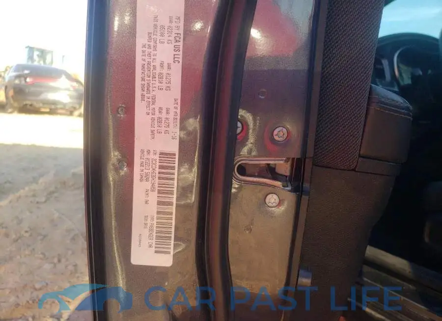 2C3CDXHG3GH194058# 10