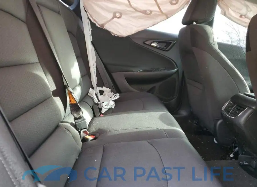 1G1ZD5ST3JF113402# 10