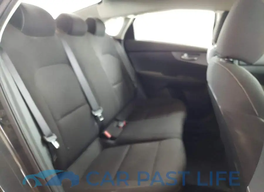 3KPF24AD5LE172517# 10