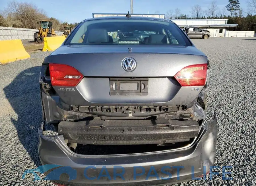 3VW3L7AJ0EM441617# 6