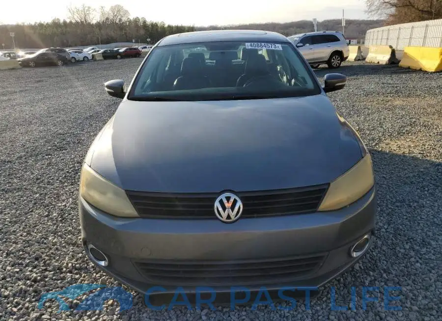 3VW3L7AJ0EM441617# 5