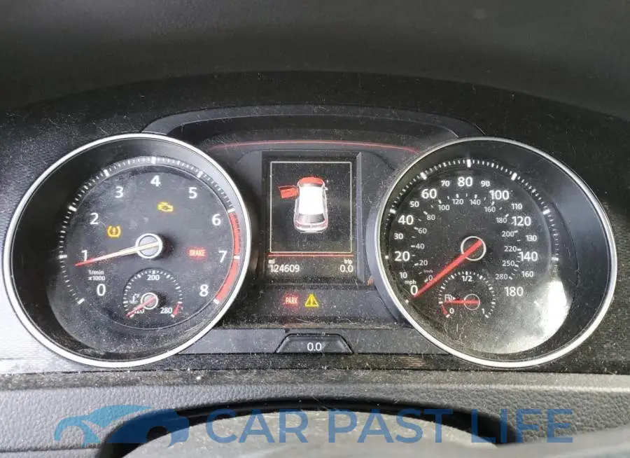 3VW5T7AU8HM017738# 9