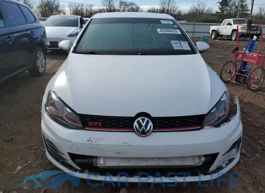 3VW5T7AU8HM017738# 5