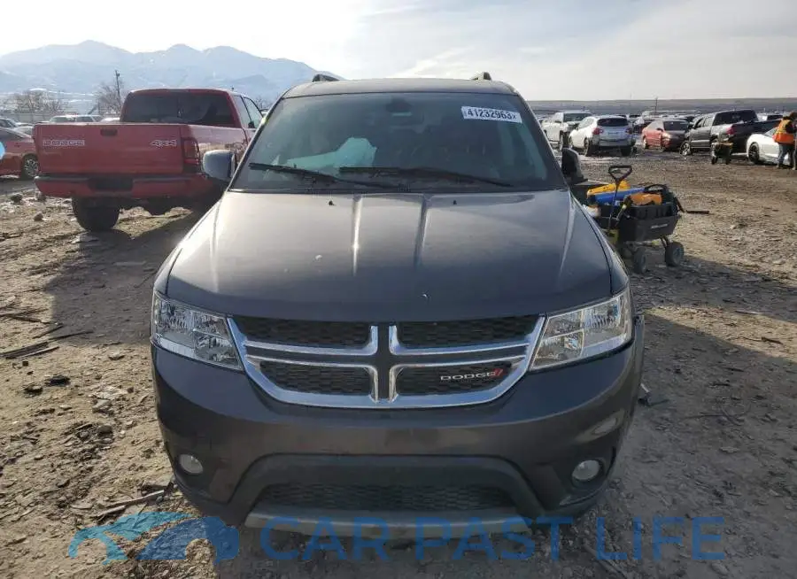 3C4PDCBG1JT525197# 5