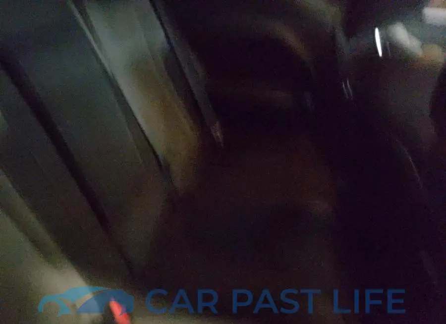 2C3CDZAT0FH761151# 10