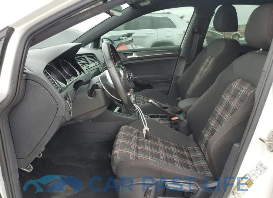 3VW5T7AU7LM013916# 7