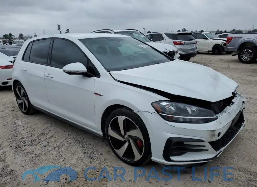 3VW5T7AU7LM013916# 4