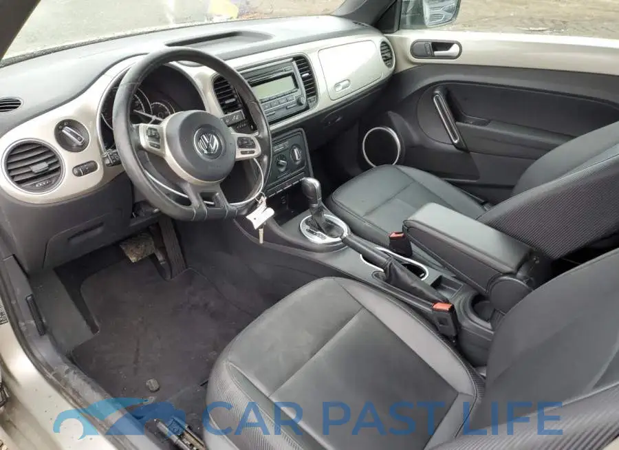 3VW517AT8FM810676# 8