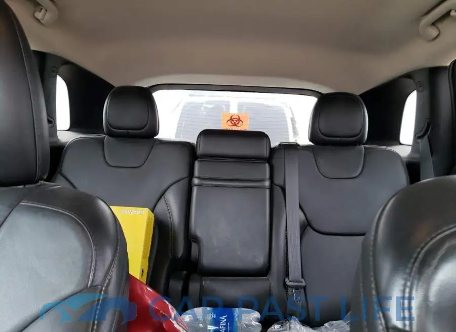 1C4PJLDB8HW517838# 10