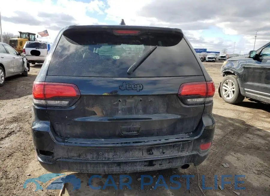 1C4RJFAG5JC388216# 6
