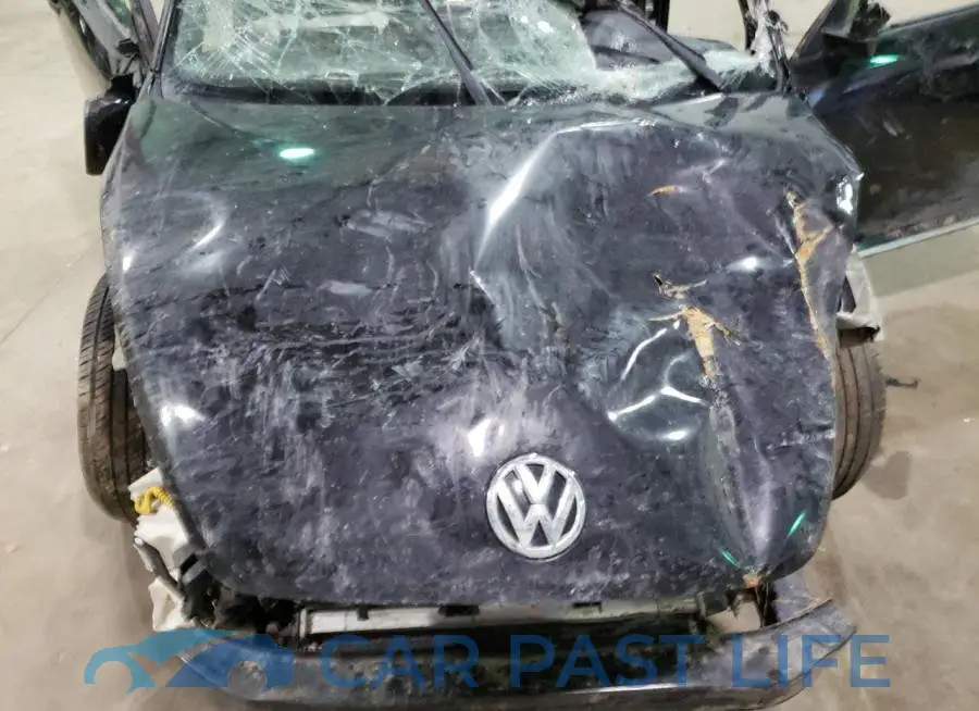 3VWJ07AT8GM635042# 11