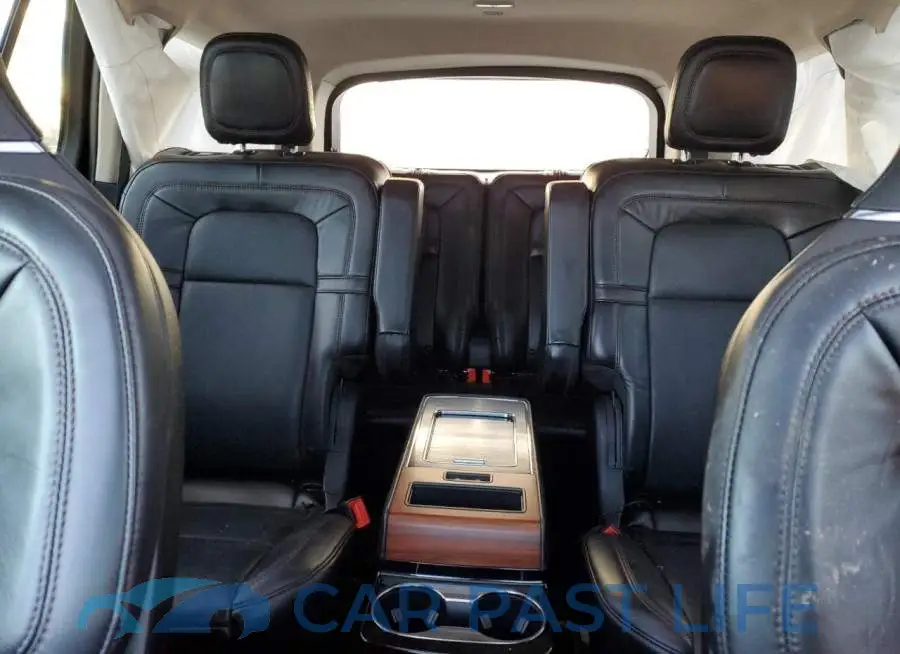 5LM5J7XC8LGL19937# 10