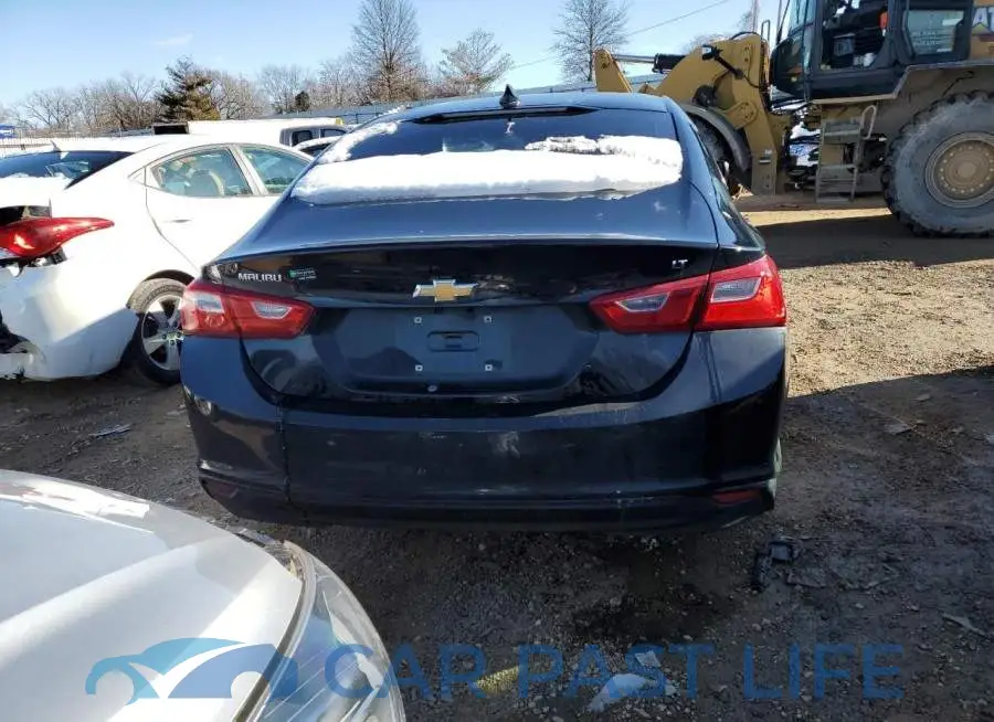 1G1ZD5ST5JF152928# 6
