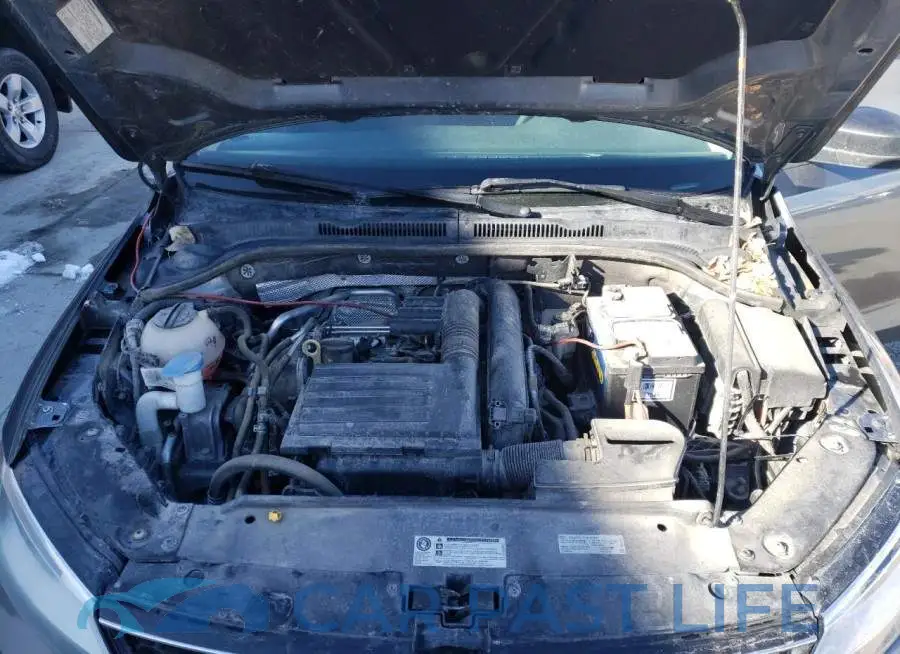 3VW167AJ2GM264943# 11