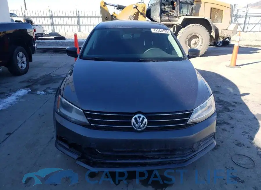 3VW167AJ2GM264943# 5