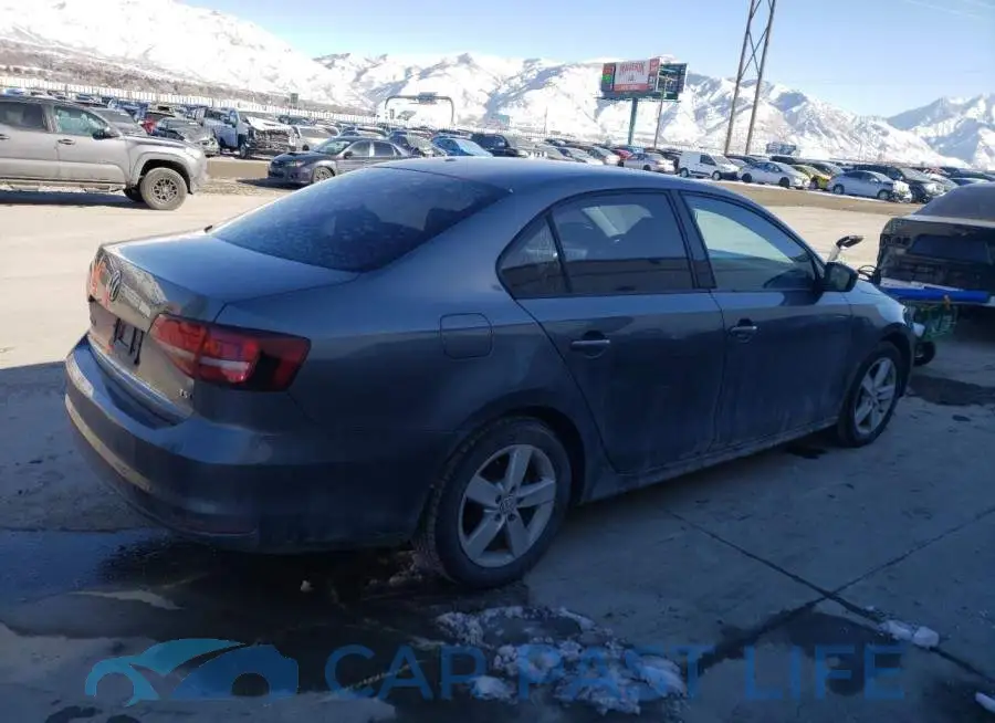 3VW167AJ2GM264943# 3