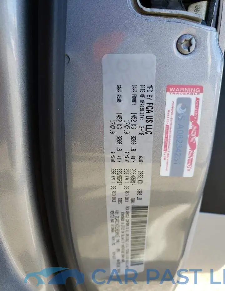 2C4RC1N72JR230415# 12