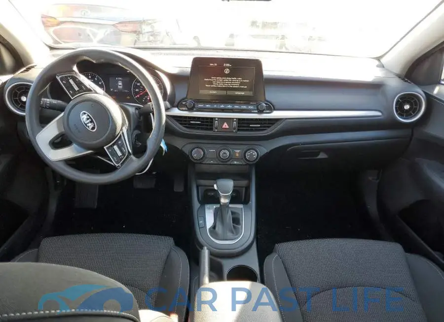 3KPF24AD4LE243318# 8