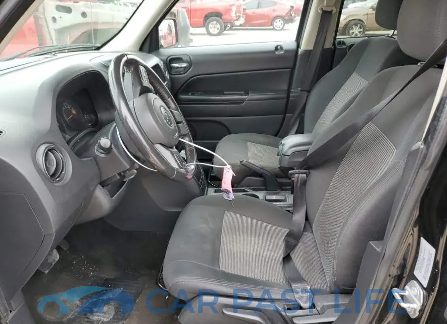 1C4NJPFB2HD182986# 7
