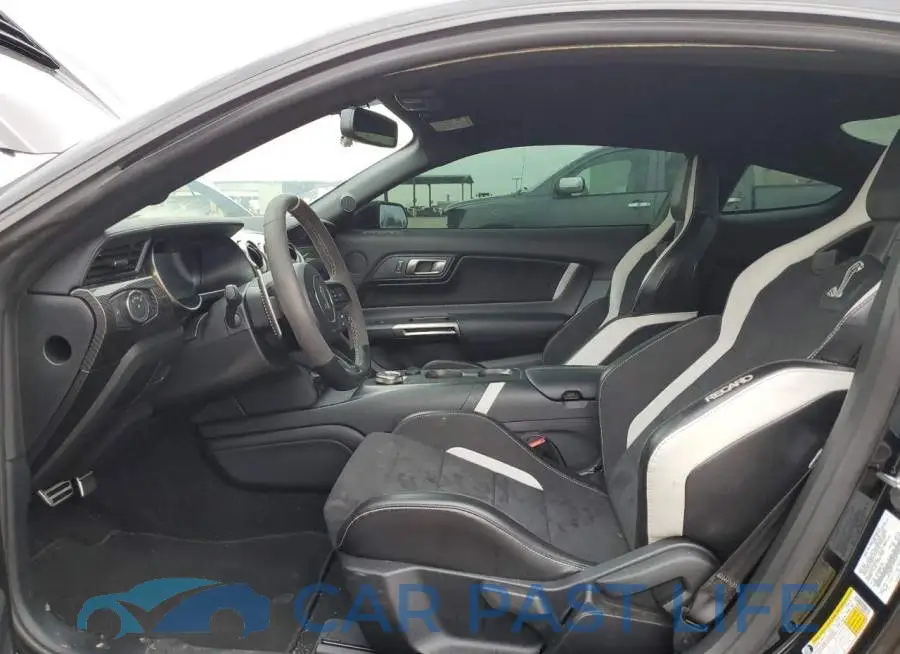 1FA6P8SJ6M5501970# 7