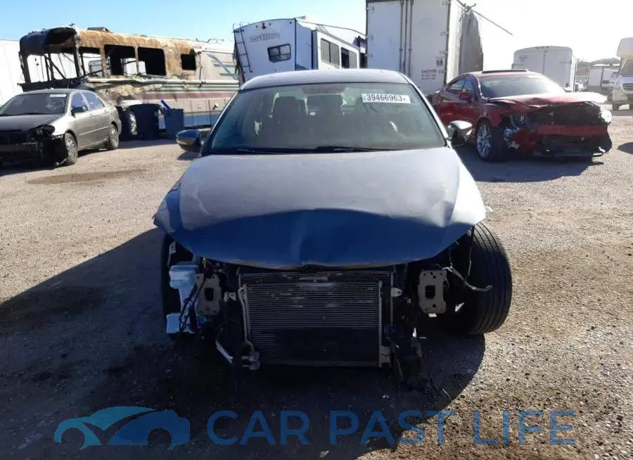 3VWDB7AJ5HM216671# 5