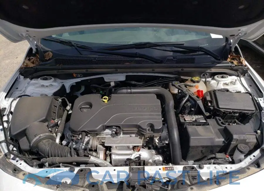 1G1ZD5ST1NF122699# 11
