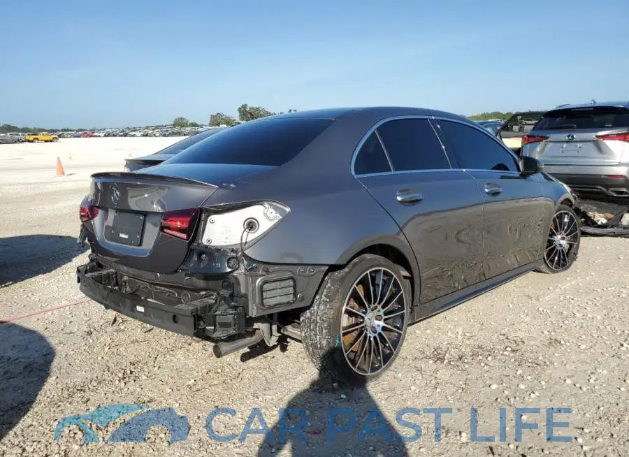 W1K3G5BB6MJ264303# 3