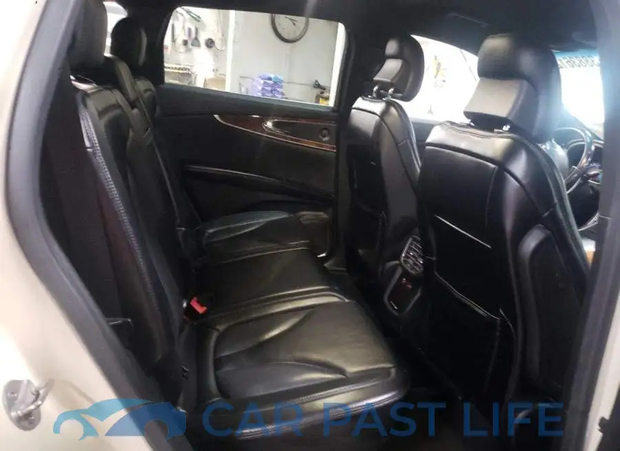 2LMTJ8KP9GBL33485# 11