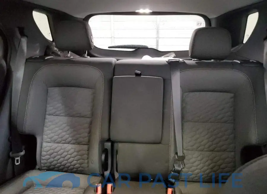 2GNAXUEV8L6176521# 10