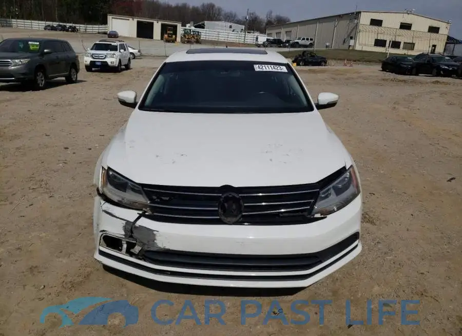 3VWD07AJ2FM256743# 5