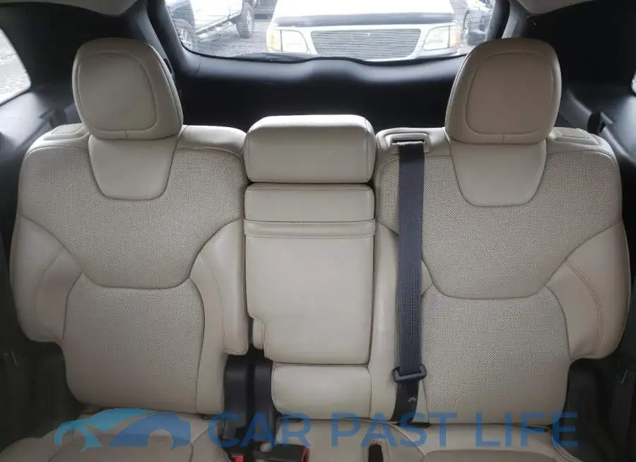 1C4PJLDB3FW531840# 10