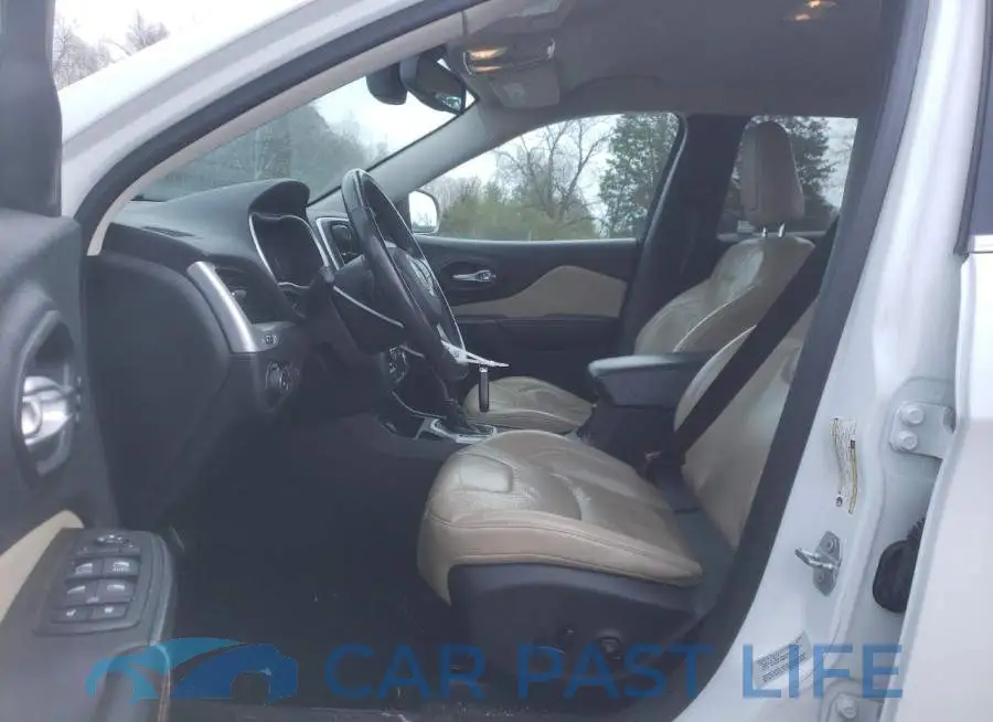 1C4PJLDB3FW531840# 7